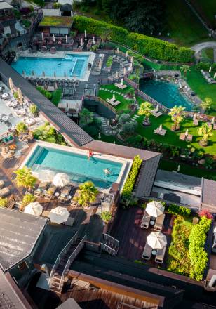 Panoramablick über Wellnessbereich des Andreus Resorts