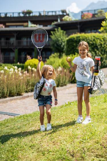 Kinder Tennis