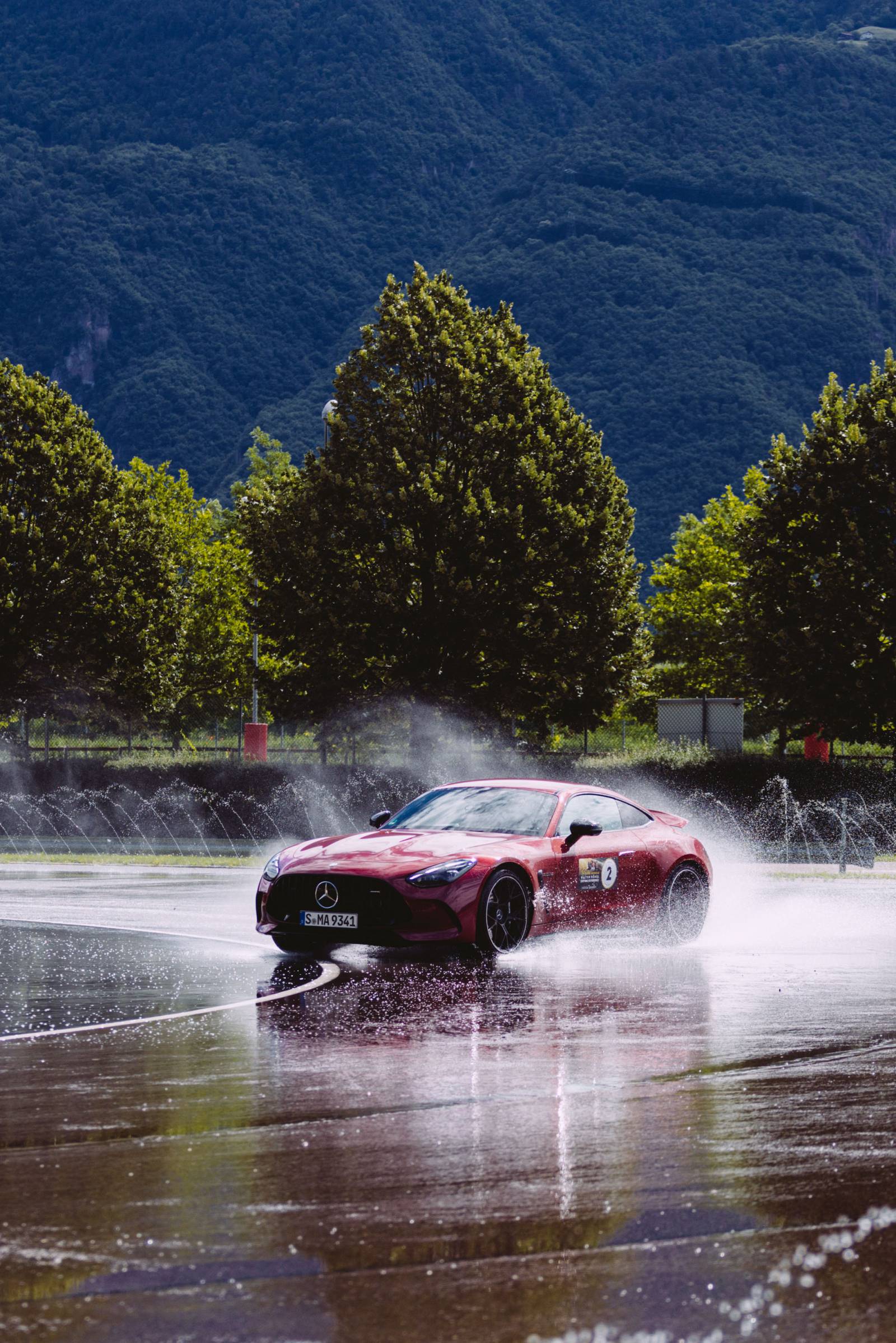 ANDREUS DRIVING EXPERIENCE 10.0  Symbolfoto