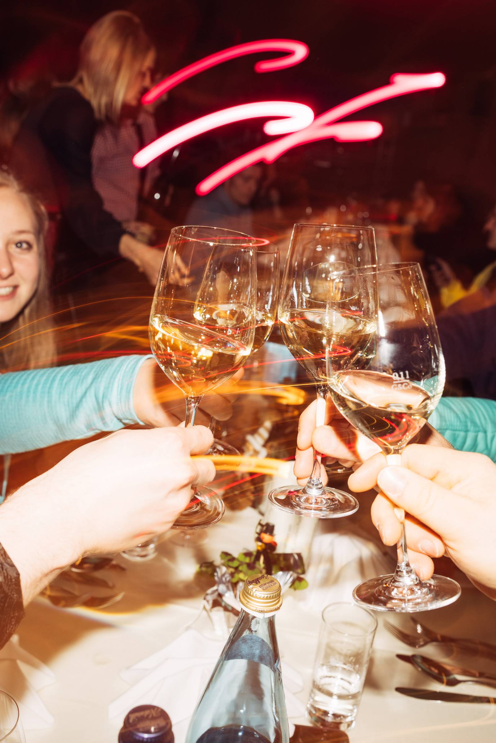 Cheers to us - Auf eine tolle Saison 2024 Symbolfoto