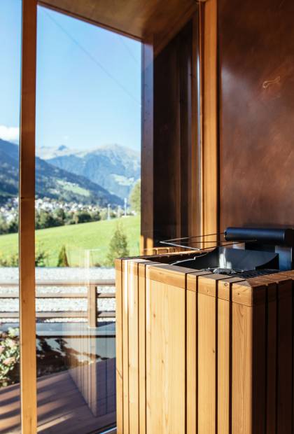 Panoramasauna mit Blick auf die Südtiroler Alpen