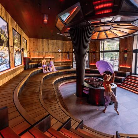 Sauna-Aufgüsse im Wellnesshotel in Südtirol: Wärme, Rituale und echte Erlebnisse Symbolfoto