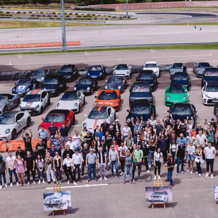 ANDREUS DRIVING EXPERIENCE 10.0  Symbolfoto