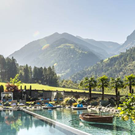 2x Gold - die besten Hotels für Aktive und Erwachsene Symbolfoto